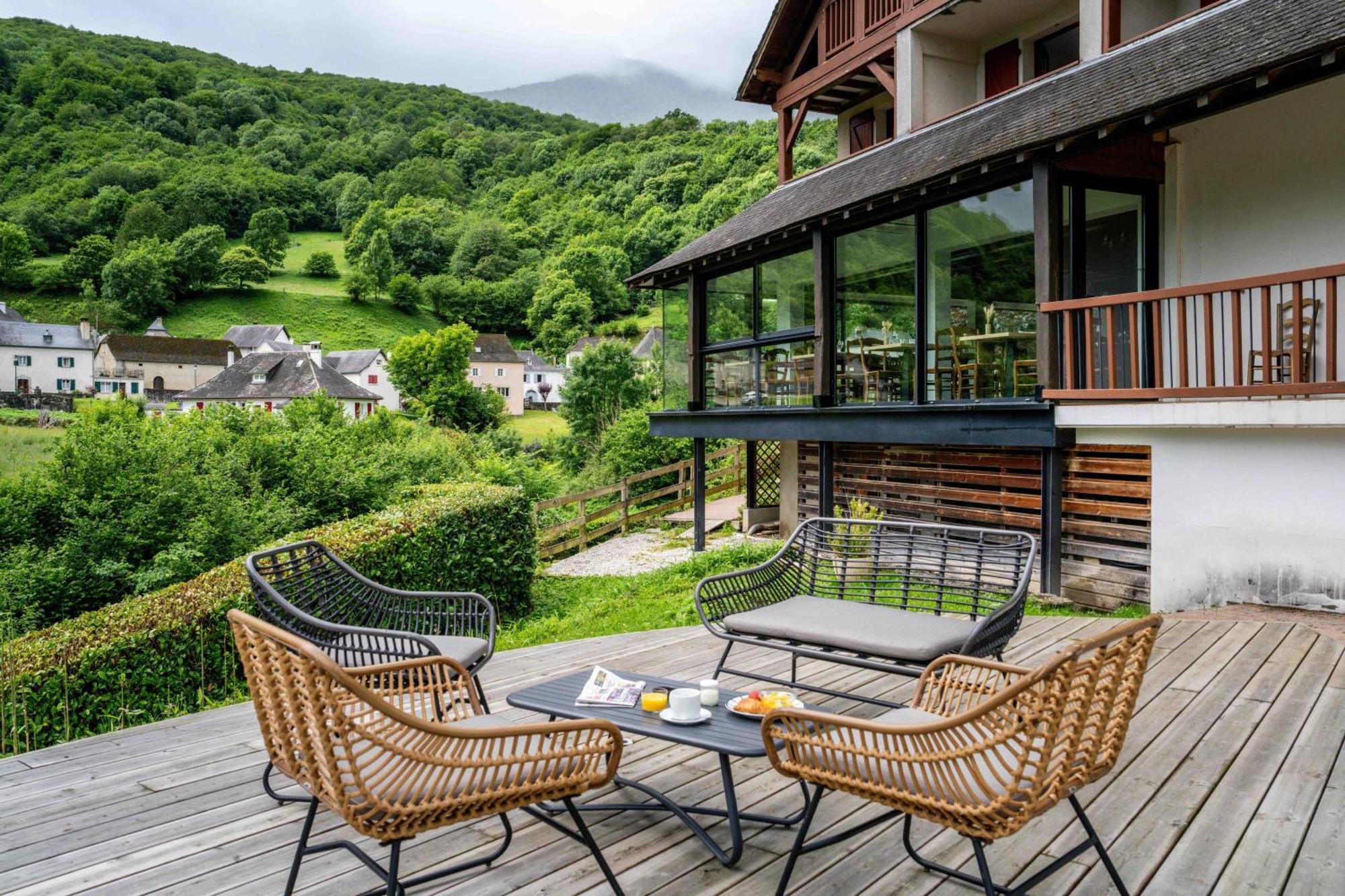 Logis Hotel Etchemaite Larrau Εξωτερικό φωτογραφία