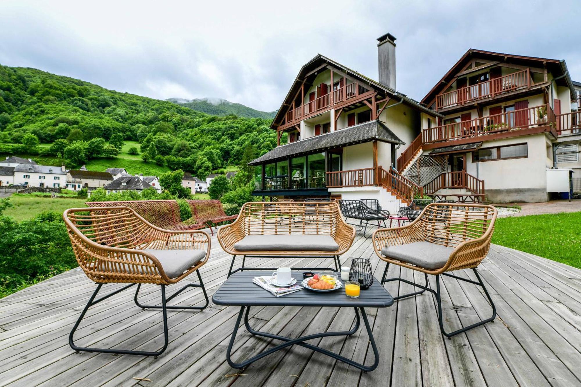 Logis Hotel Etchemaite Larrau Εξωτερικό φωτογραφία